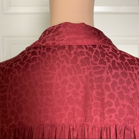 H&M Silky L/S Button Up Red Animal Print Top Sz 6 - Picture 6 of 13